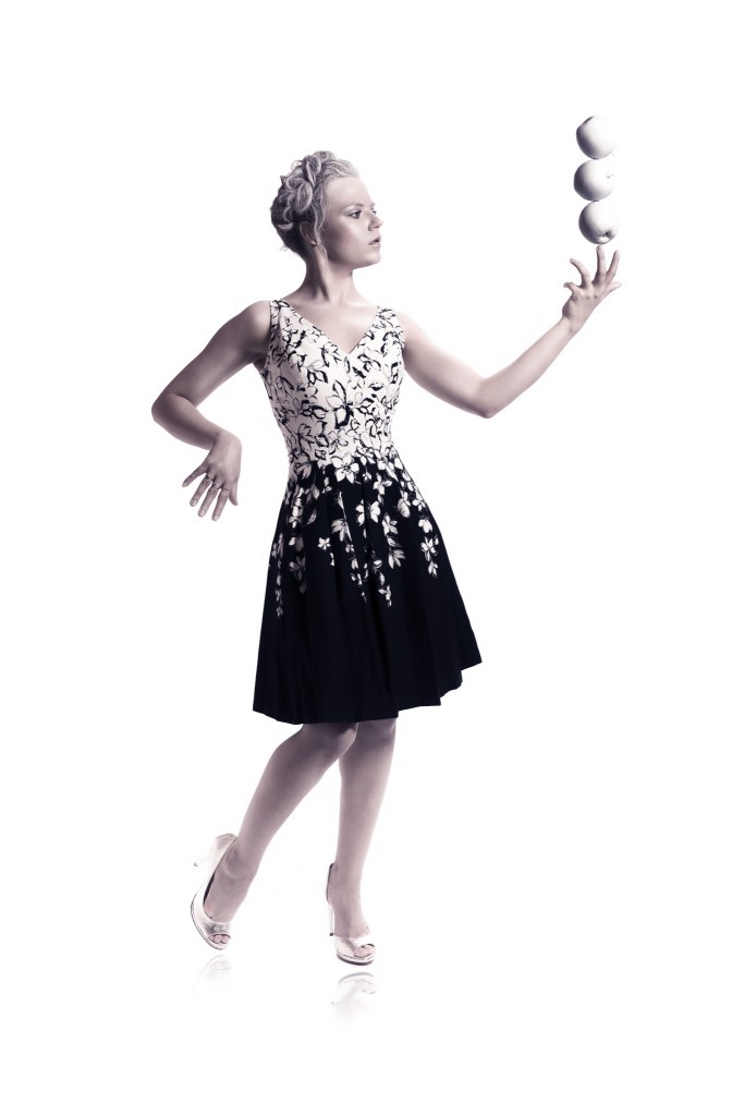 Kamile_apples2__DSC1949_3_t_2048